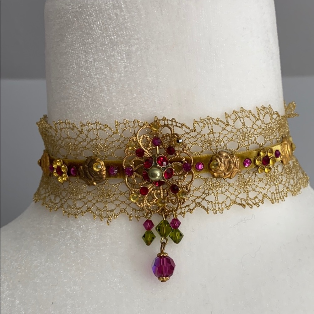 Linda Lacroix Gold Choker